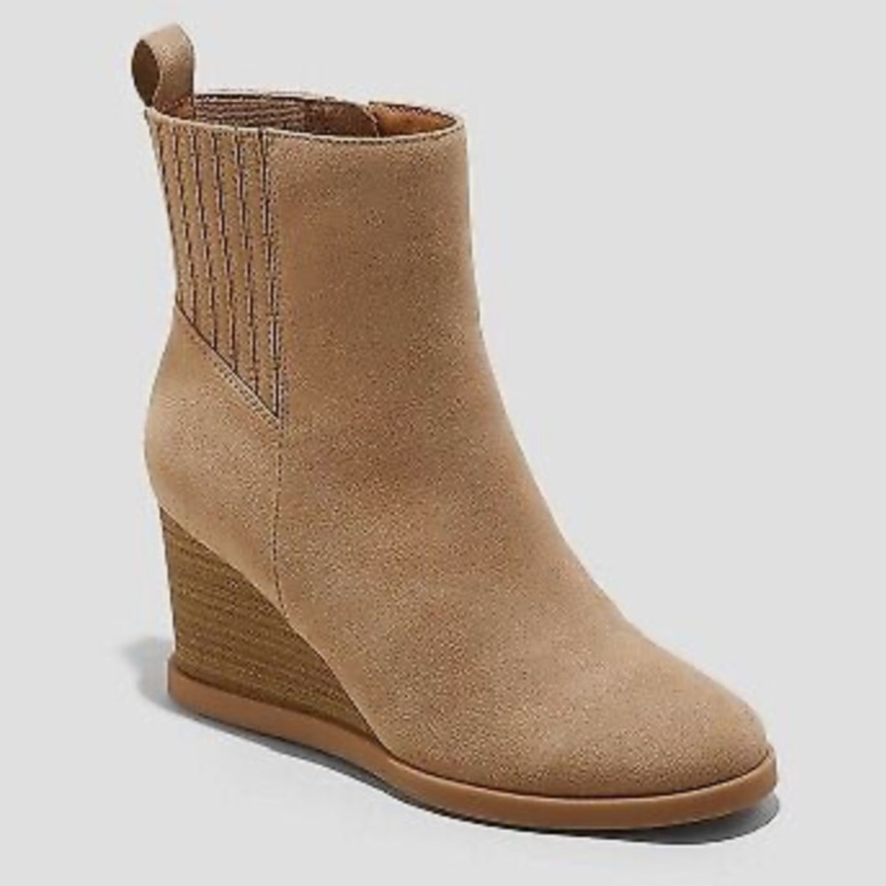 * UNIVERSAL THREAD - Women’s Cypress  Boots.